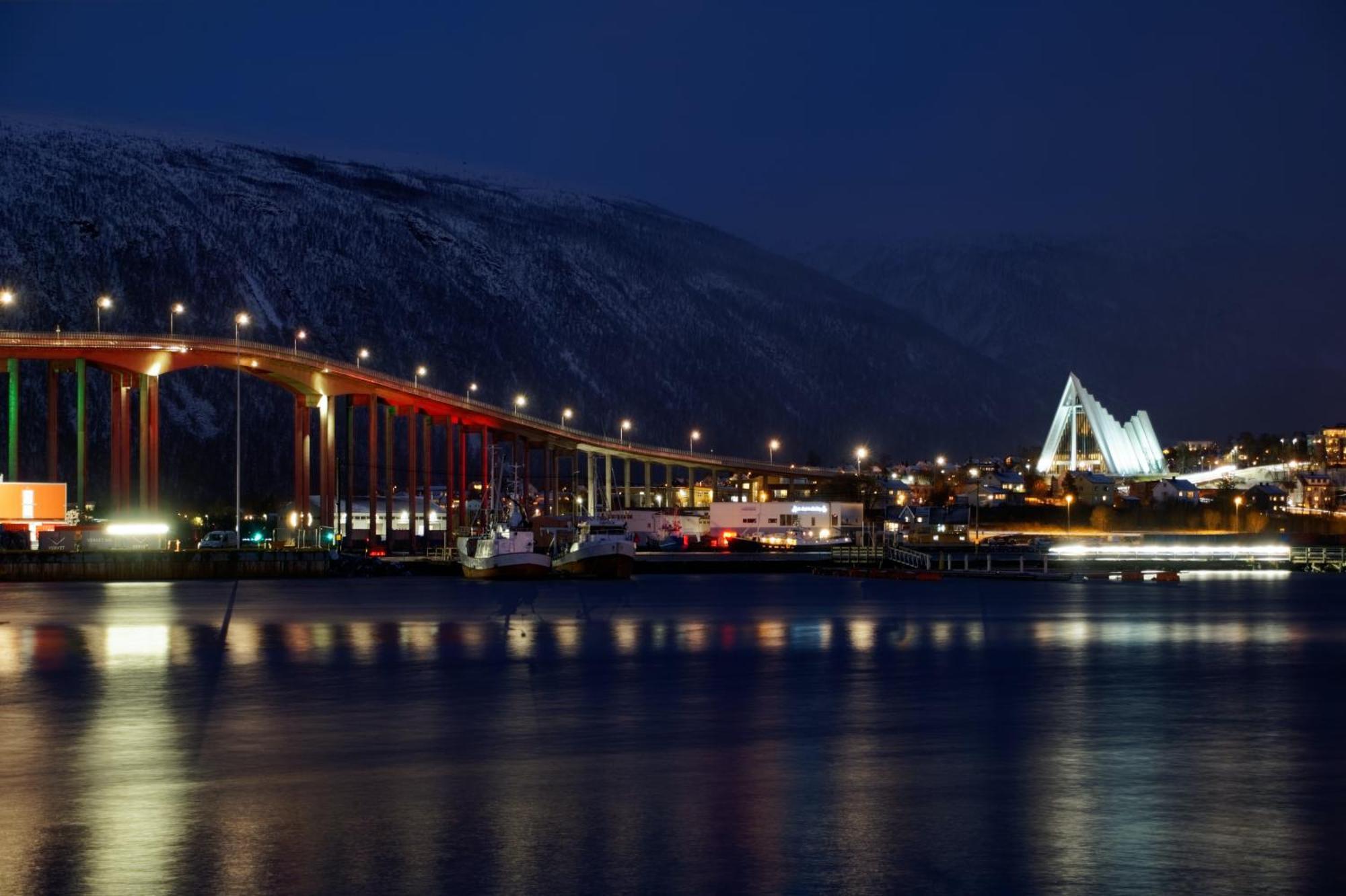 Arctic City Studio - Perfectly Located In The Main Street Тромсё Экстерьер фото